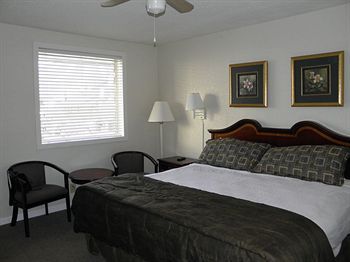 Smokyland Motel - Gatlinburg Bagian luar foto
